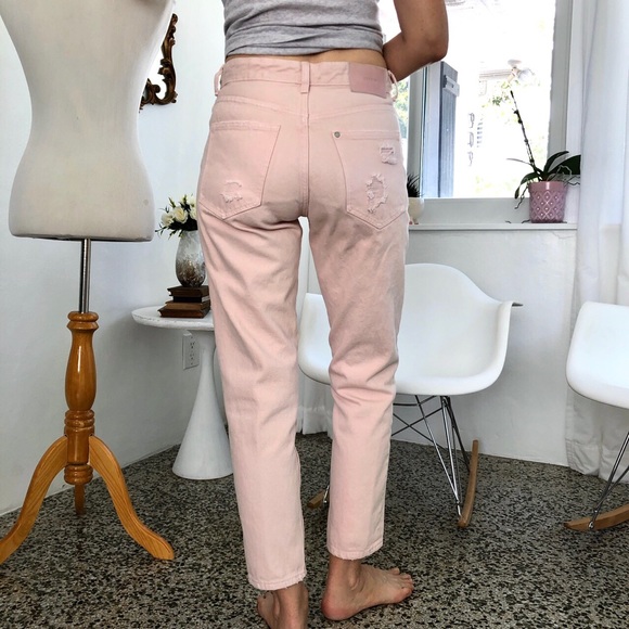 H&M Distressed Light Pink Boyfriend Style Jeans - Picture 2 of 4